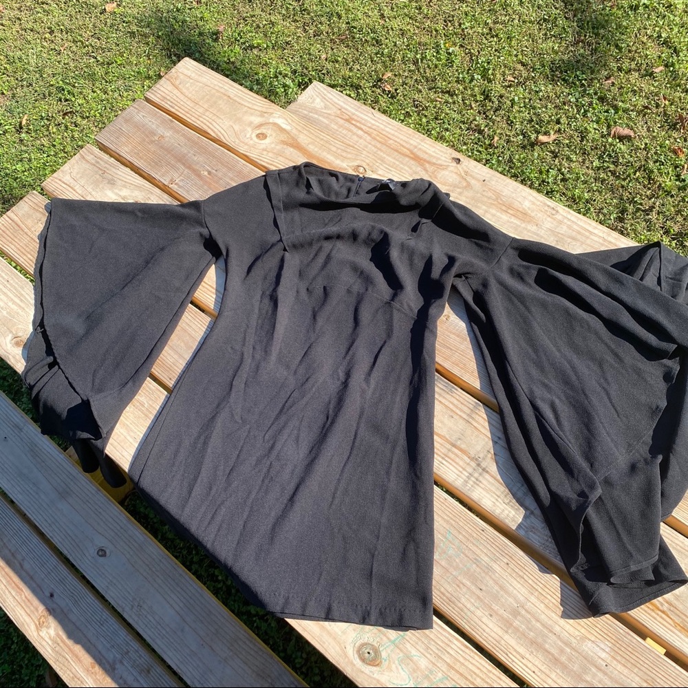 Nasty gal dress with large sleeves